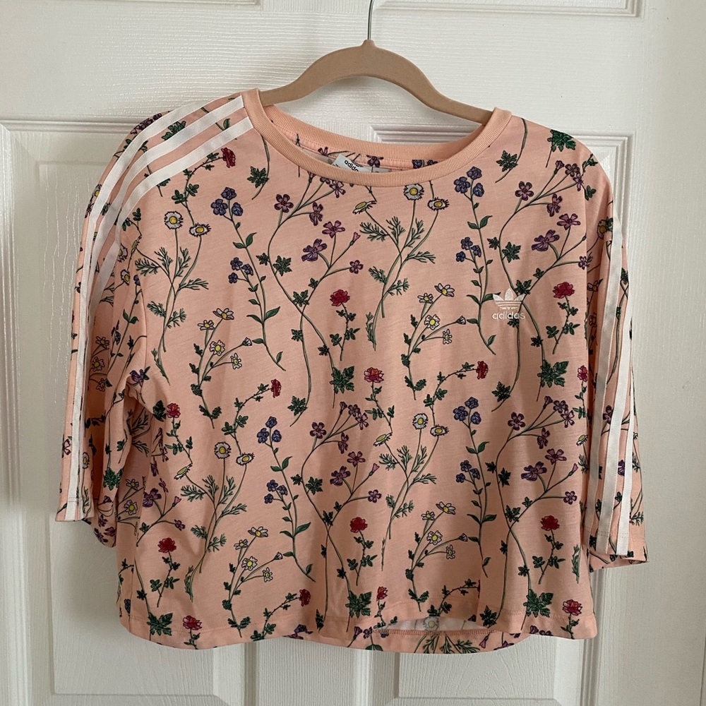 Adidas “Ain’t no sunshine when I’m gone” crop